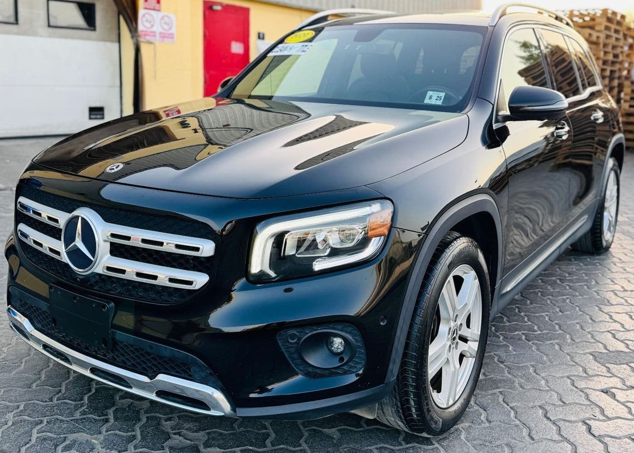 2020 Mercedes Benz GLB250 4MATIC thumbnail 2