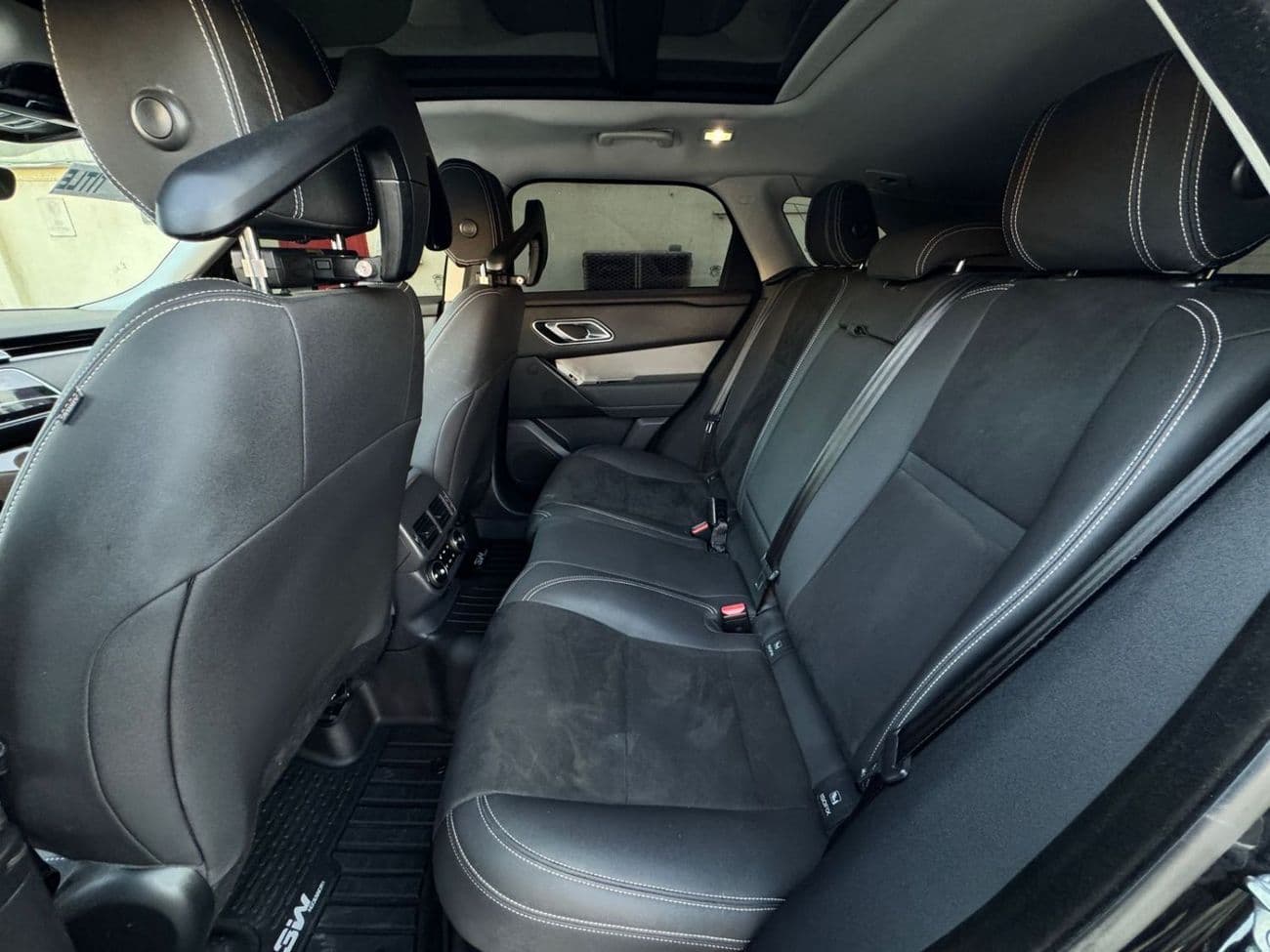 2019 Land Rover Range Rover Velar S thumbnail 8