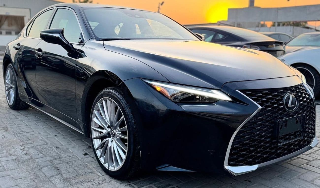 2022 Lexus IS300 AWD