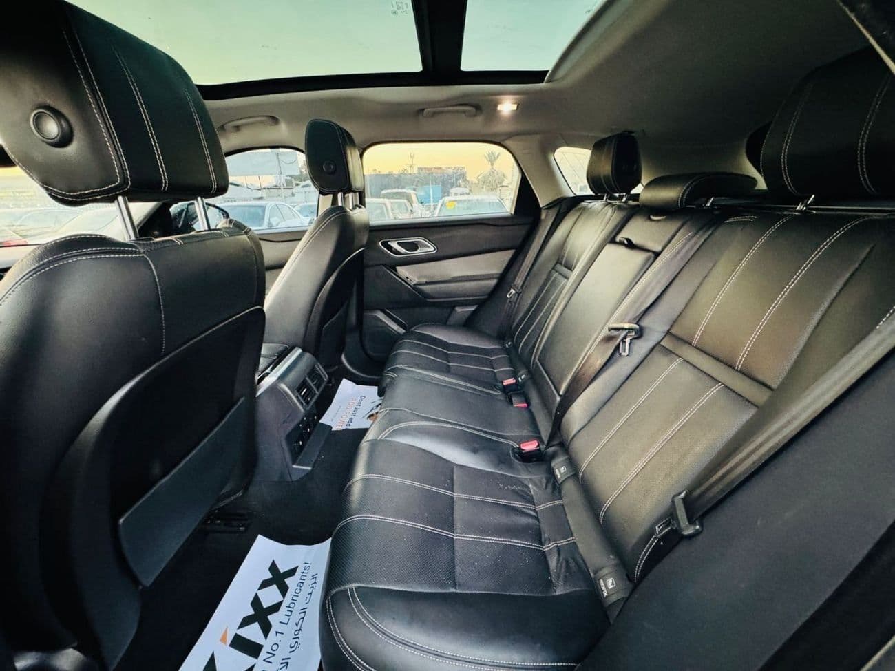 2018 Land Rover Range Rover Velar S thumbnail 8