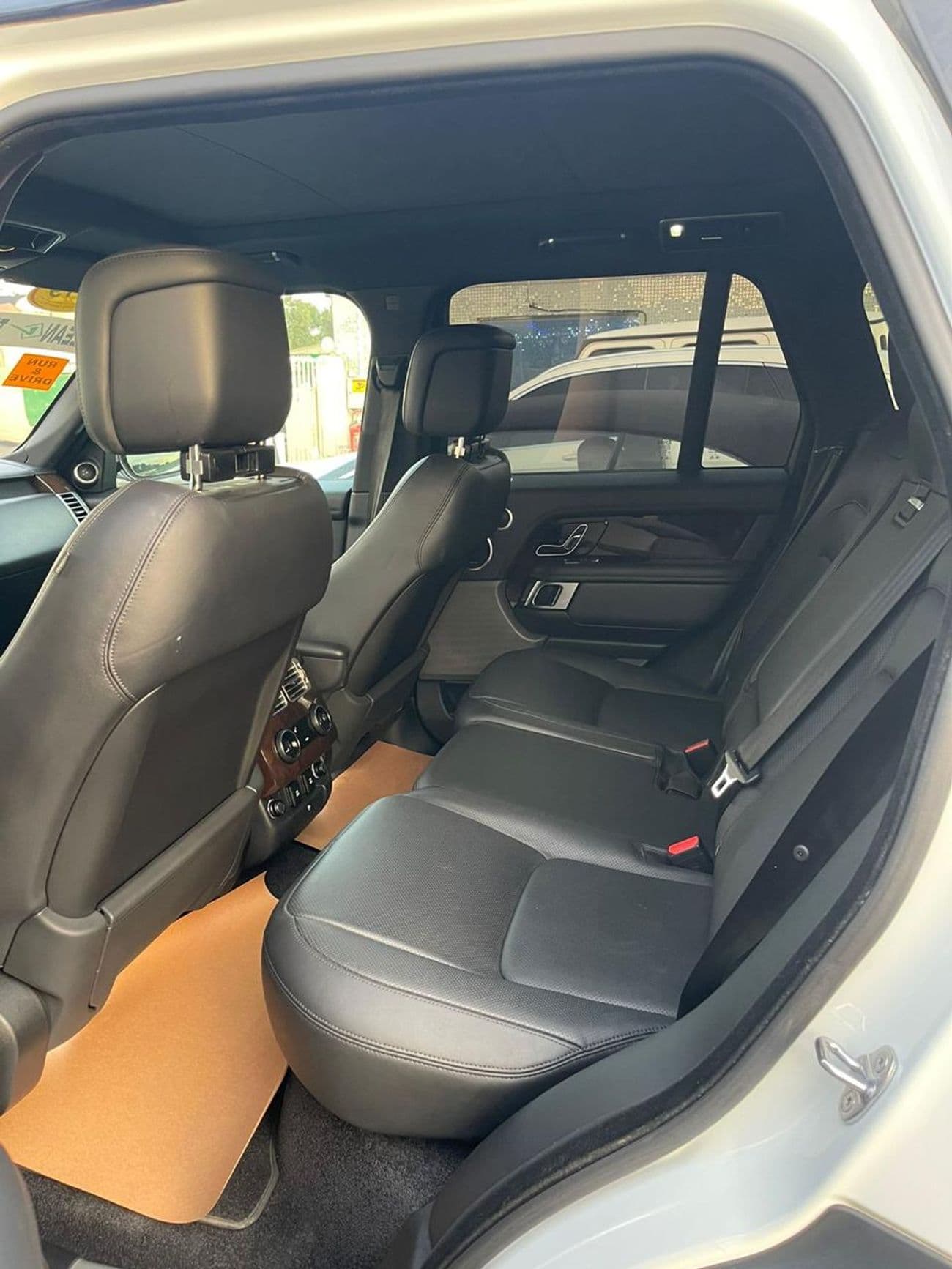 2019 Land Rover Range Rover AUTOBIOGRAPHY thumbnail 7