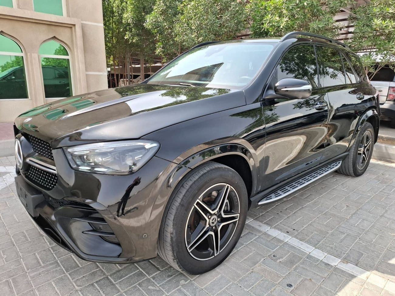 2020 Mercedes Benz GLE 580 AMG thumbnail 3