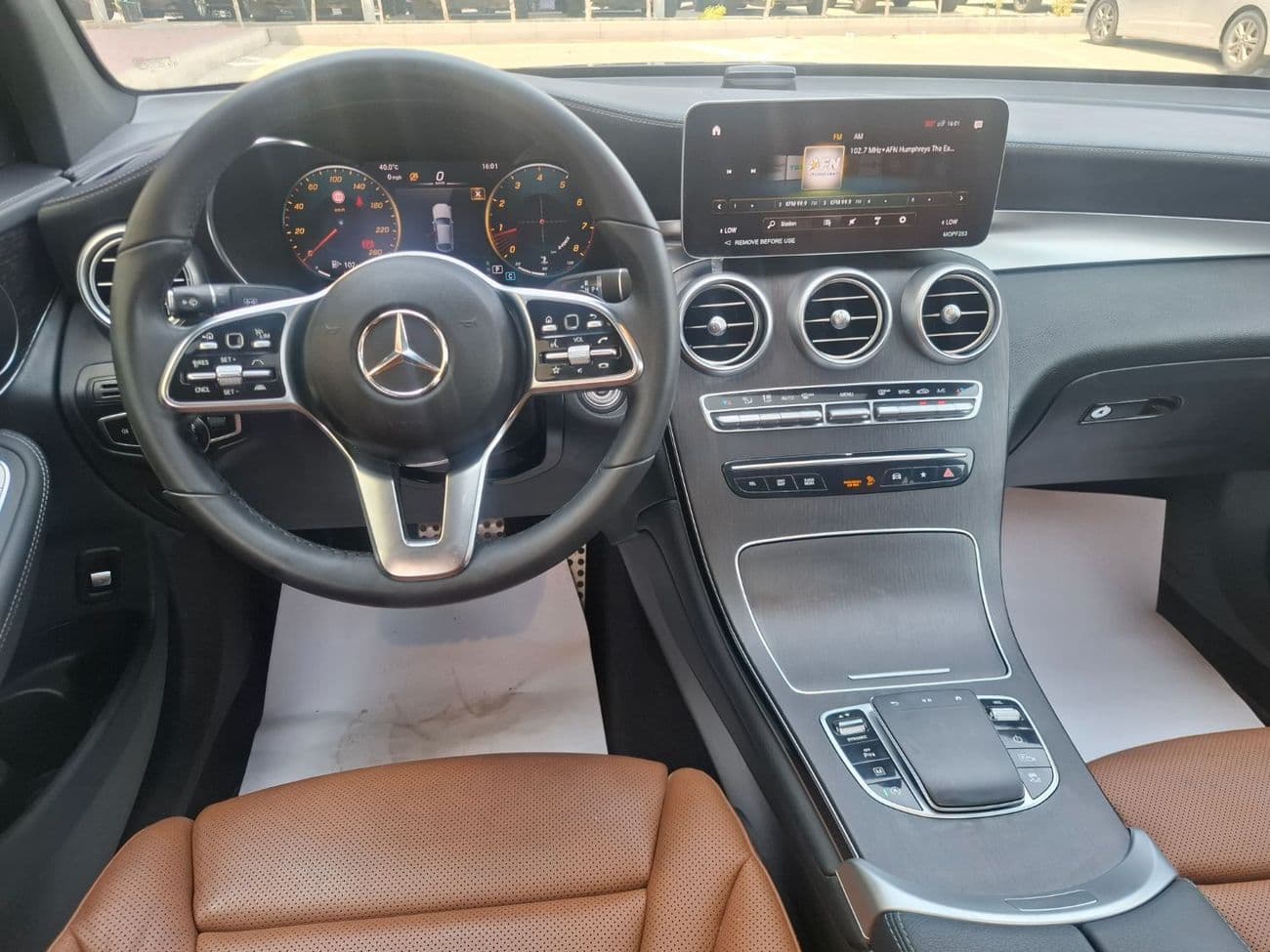 2023 Mercedes Benz GLC 300 AMG thumbnail 8