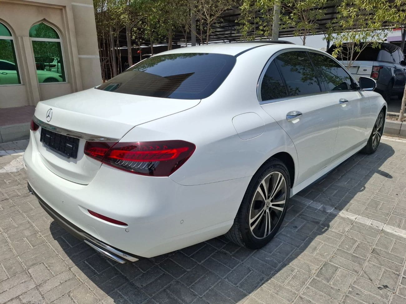 2022 Mercedes Benz E250 STANDARD thumbnail 7