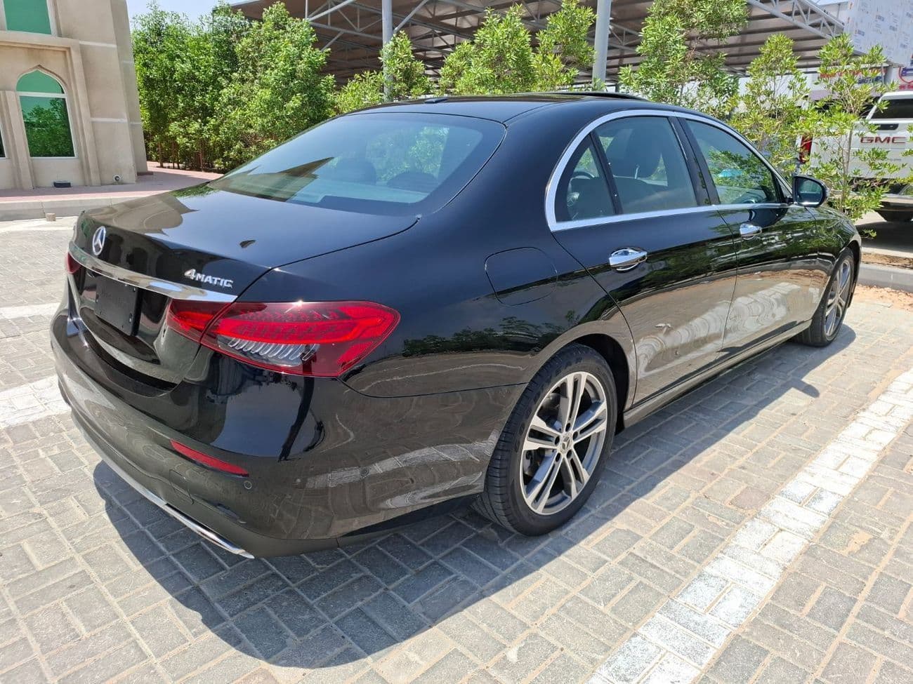 2021 Mercedes Benz E350 4MATIC thumbnail 7