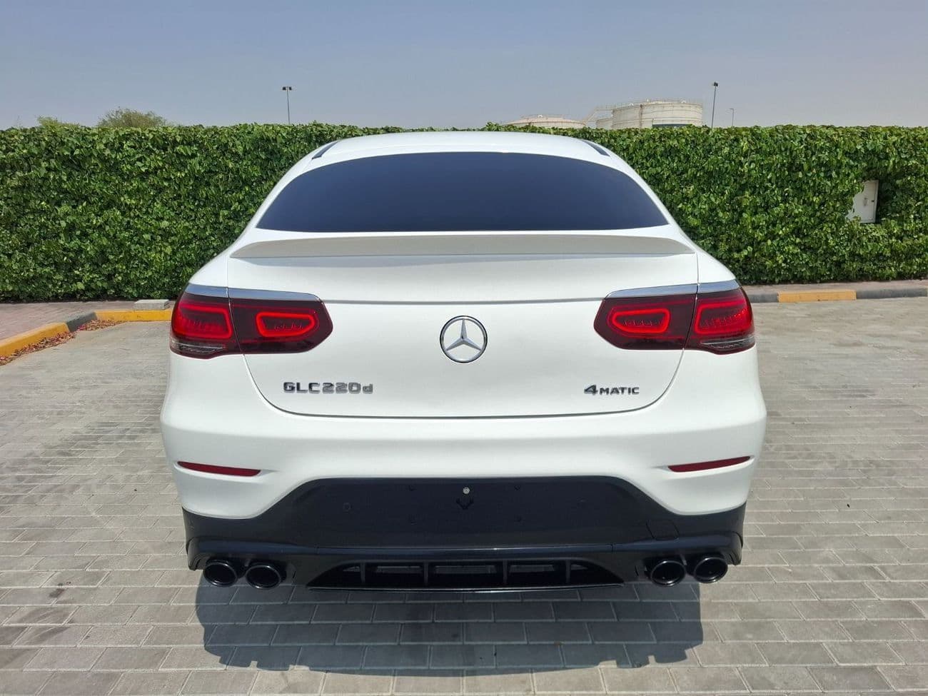2023 Mercedes Benz GLC250 thumbnail 5
