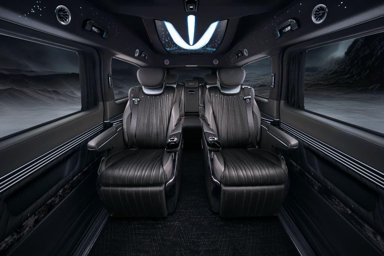 2025 Mercedes Benz V300