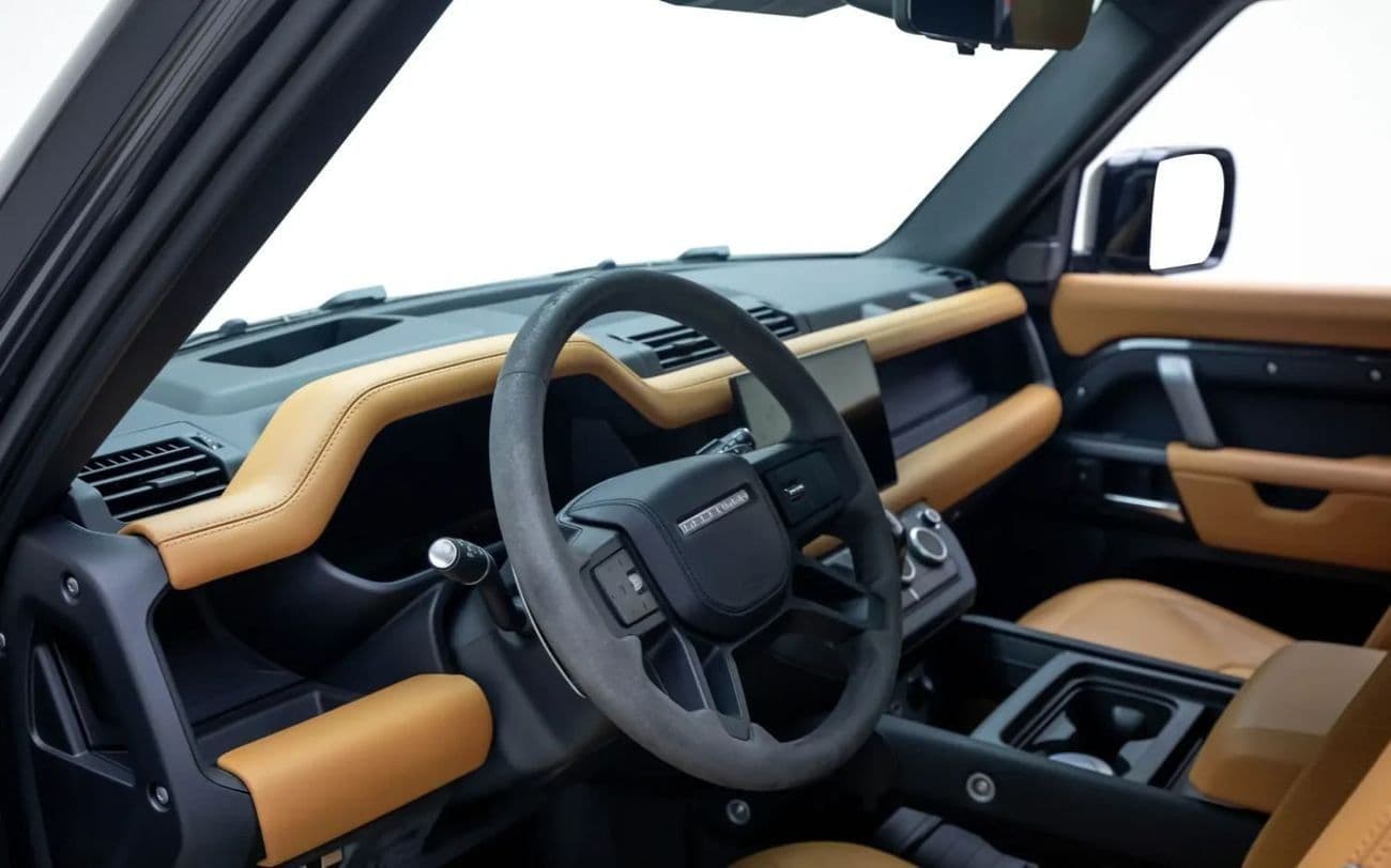 2026 Land Rover Defender 110 ULTIMATE EDITION P525 thumbnail 8
