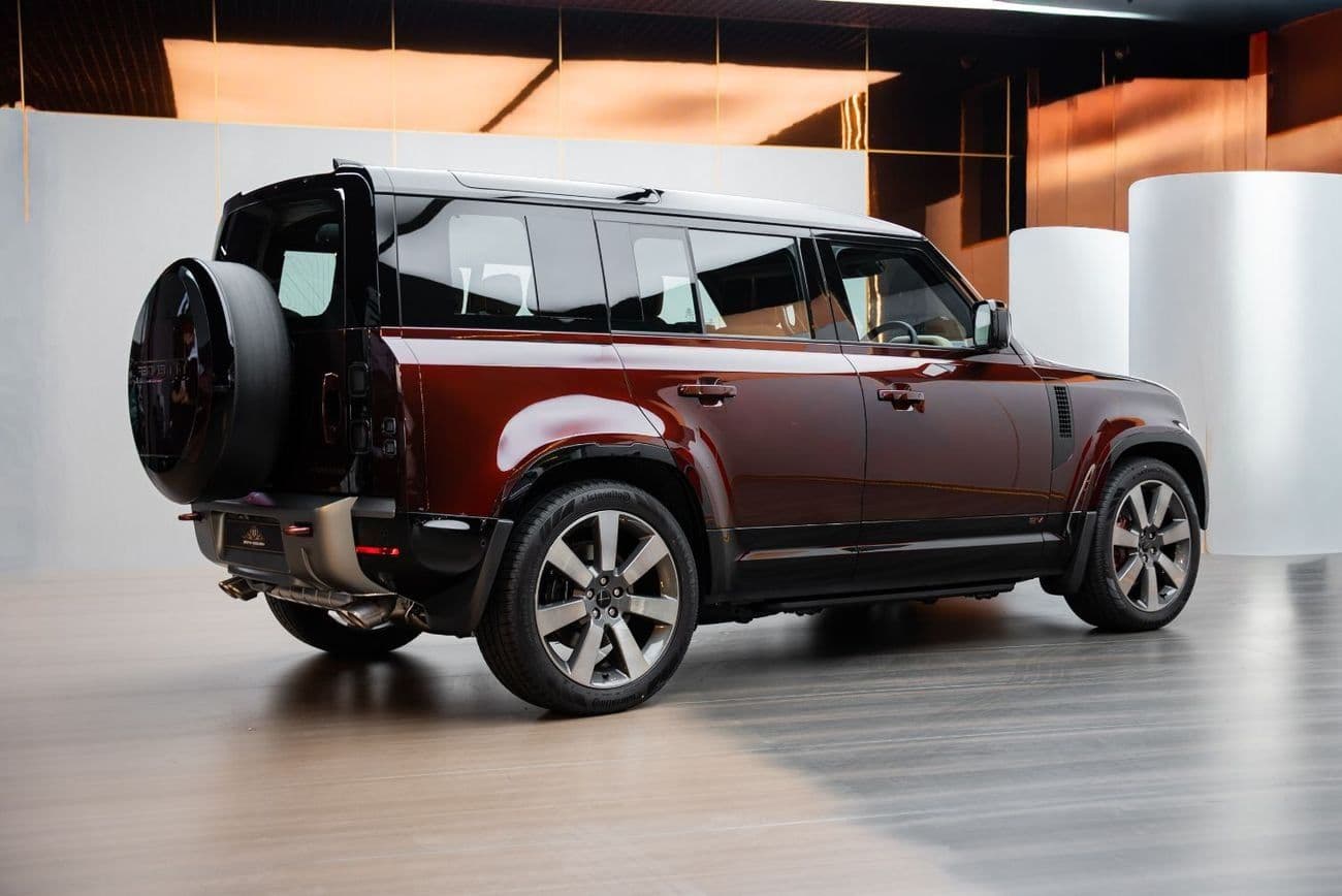 2026 Land Rover Defender 110 ULTIMATE EDITION P525 thumbnail 6