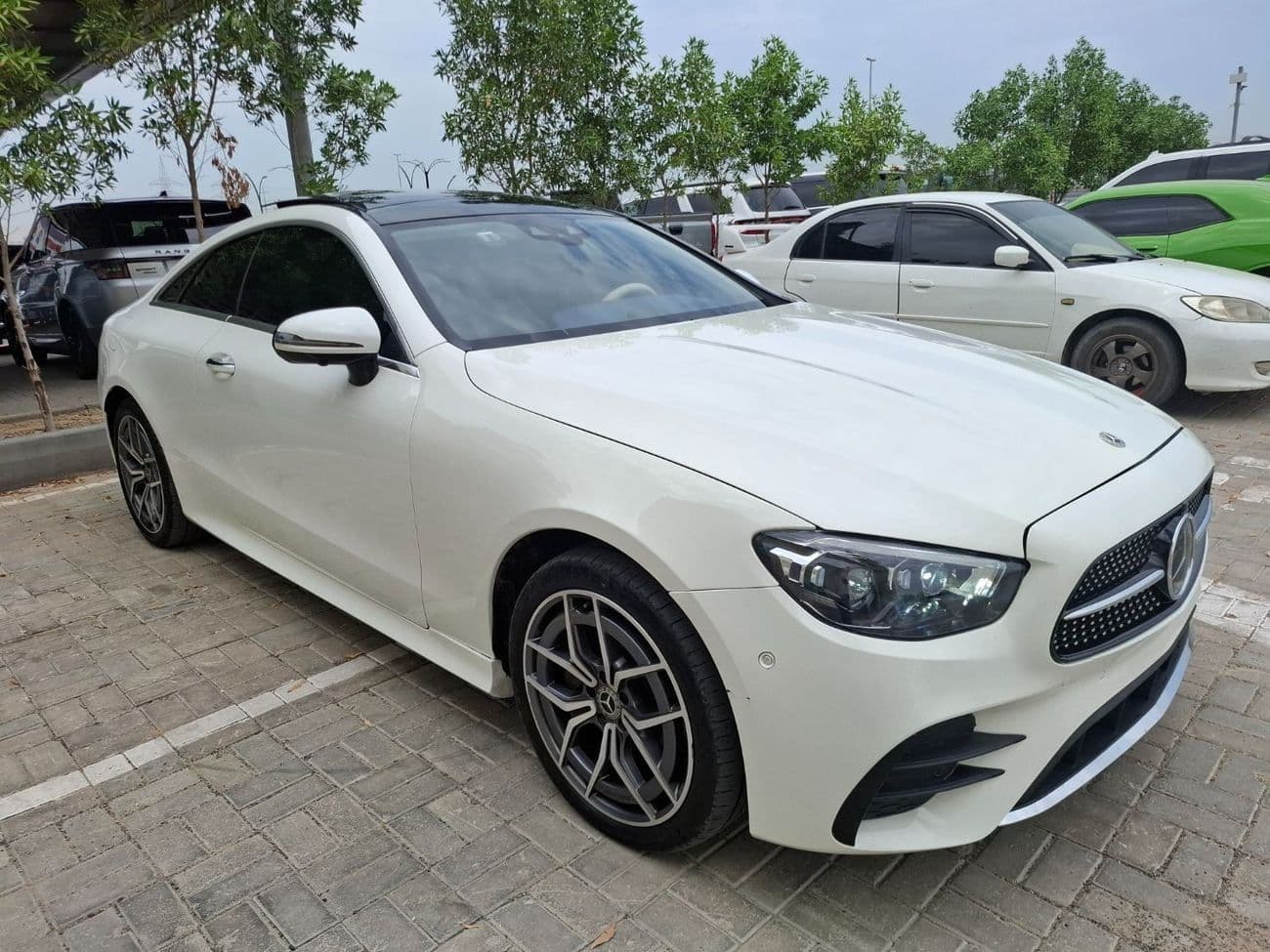 2023 Mercedes Benz E300 AMG thumbnail 4