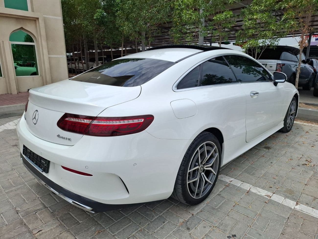 2023 Mercedes Benz E300 AMG thumbnail 7