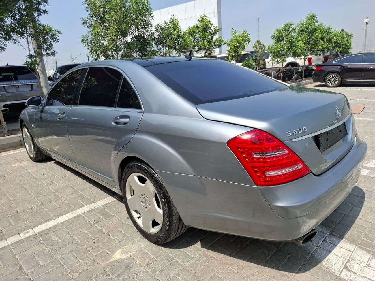 2006 Mercedes Benz S600 LWB thumbnail 6