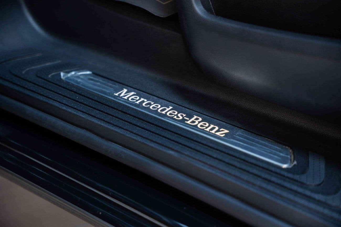 2026 Mercedes Benz V300 AVANTGARDE thumbnail 8