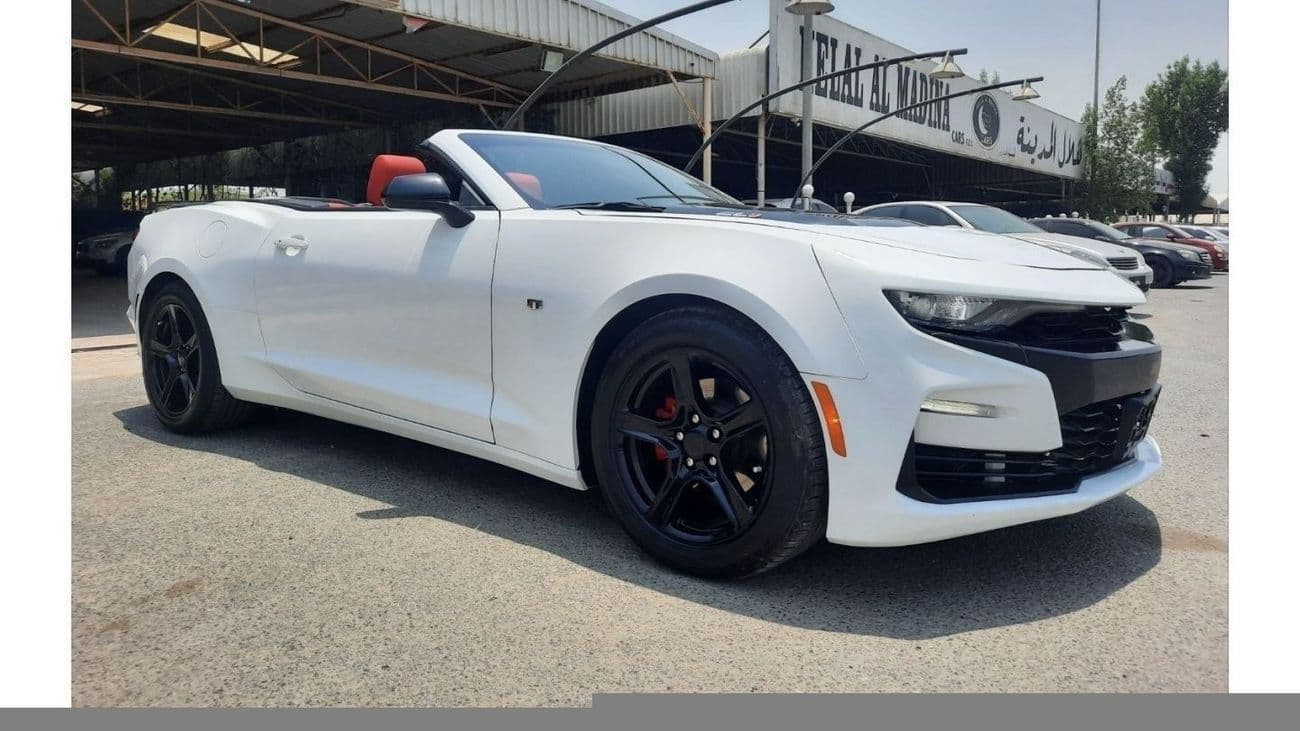 2019 Chevrolet Camaro 3LT RS thumbnail 4