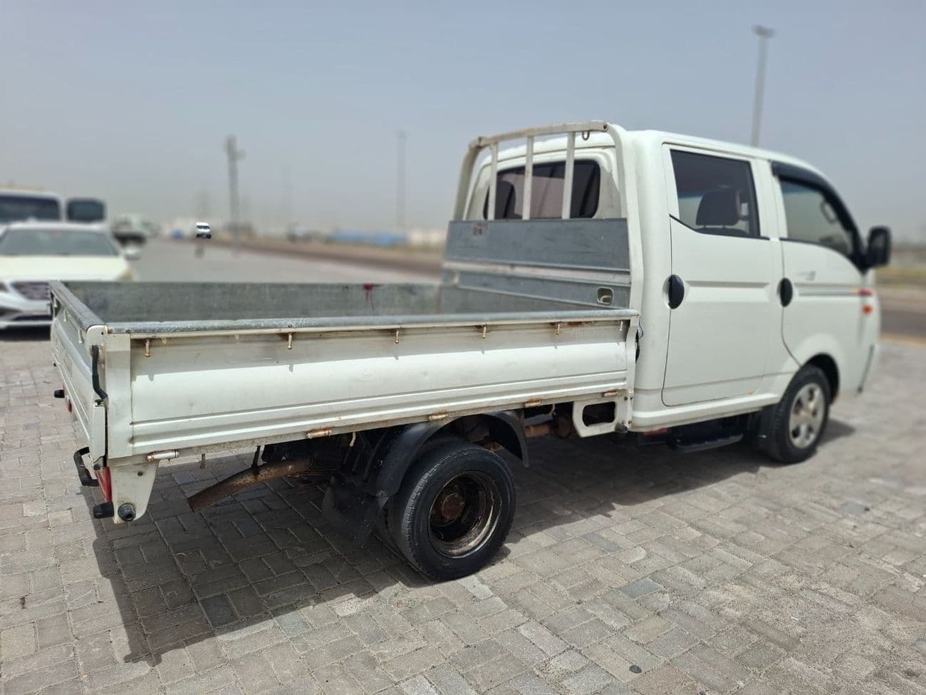 2016 Hyundai Porter STANDARD thumbnail 7