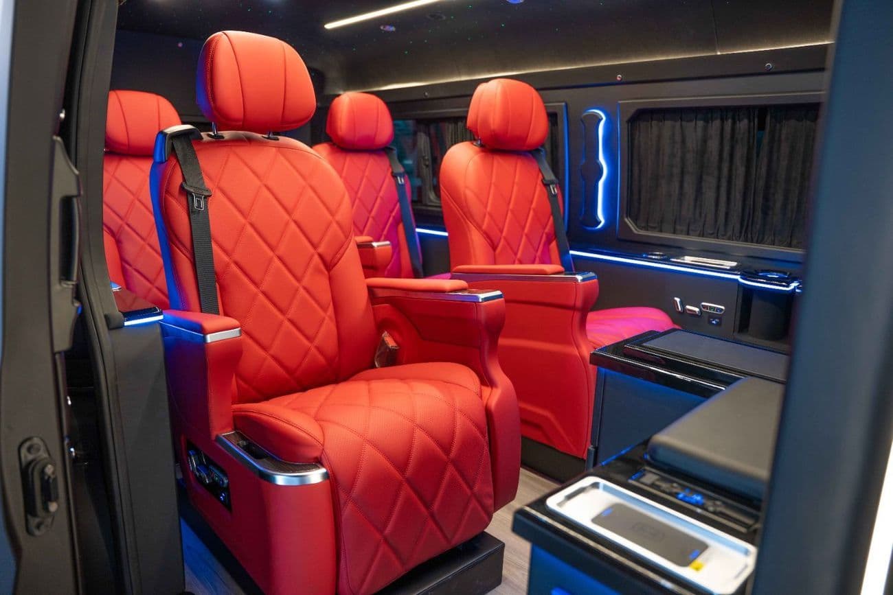 2026 Toyota Hiace GL thumbnail 4