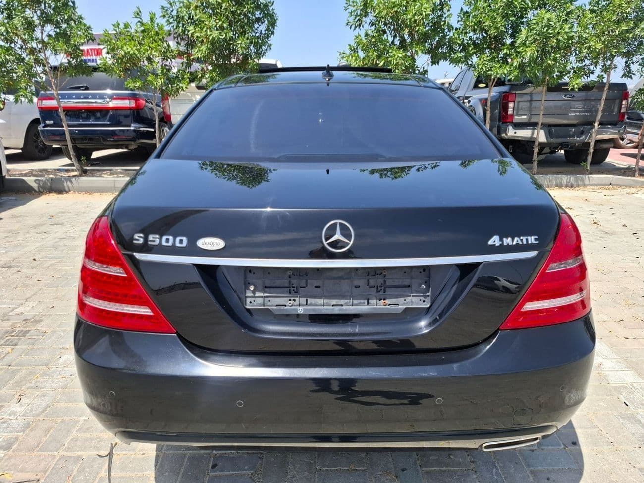 2013 Mercedes Benz S500 LWB thumbnail 5