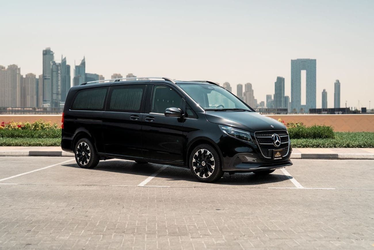 2026 Mercedes Benz V300 AVANTGARDE thumbnail 3