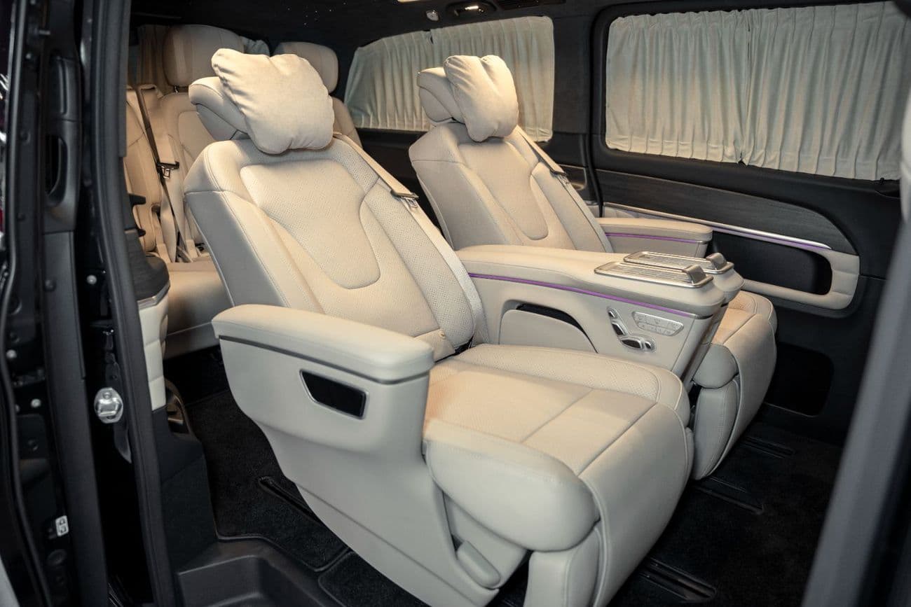 2026 Mercedes Benz V300 AVANTGARDE thumbnail 7