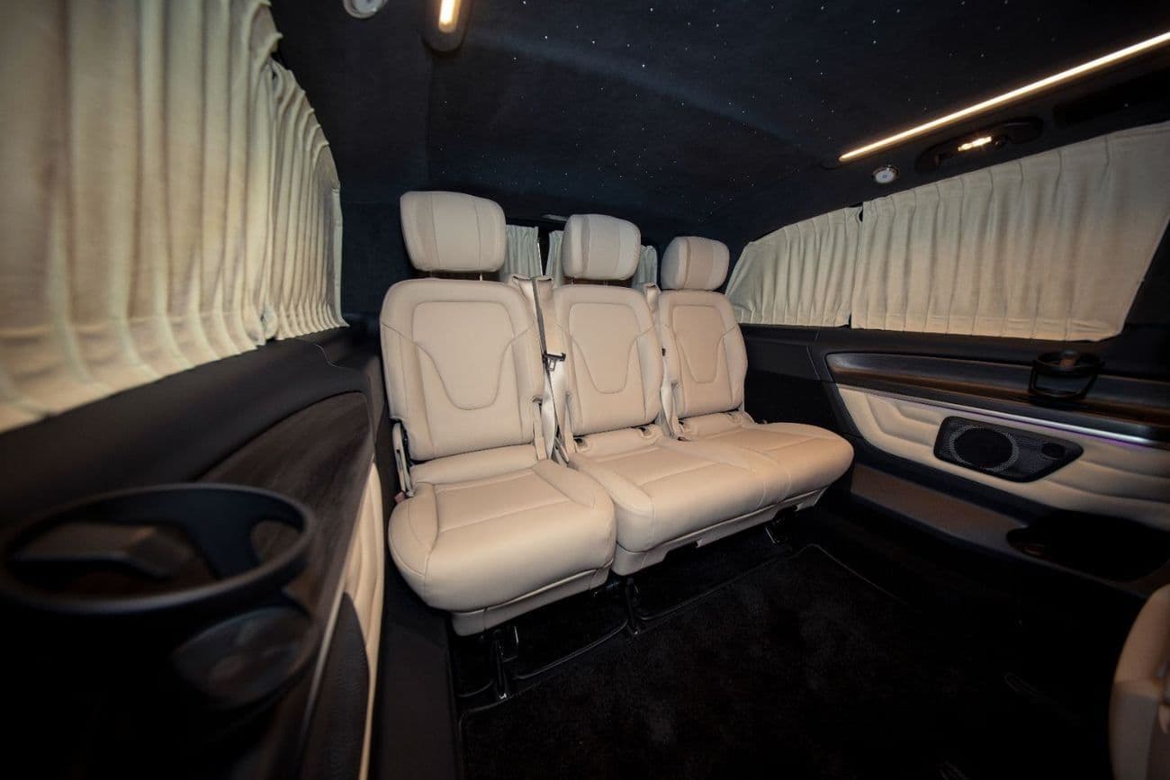 2026 Mercedes Benz V300 AVANTGARDE thumbnail 2