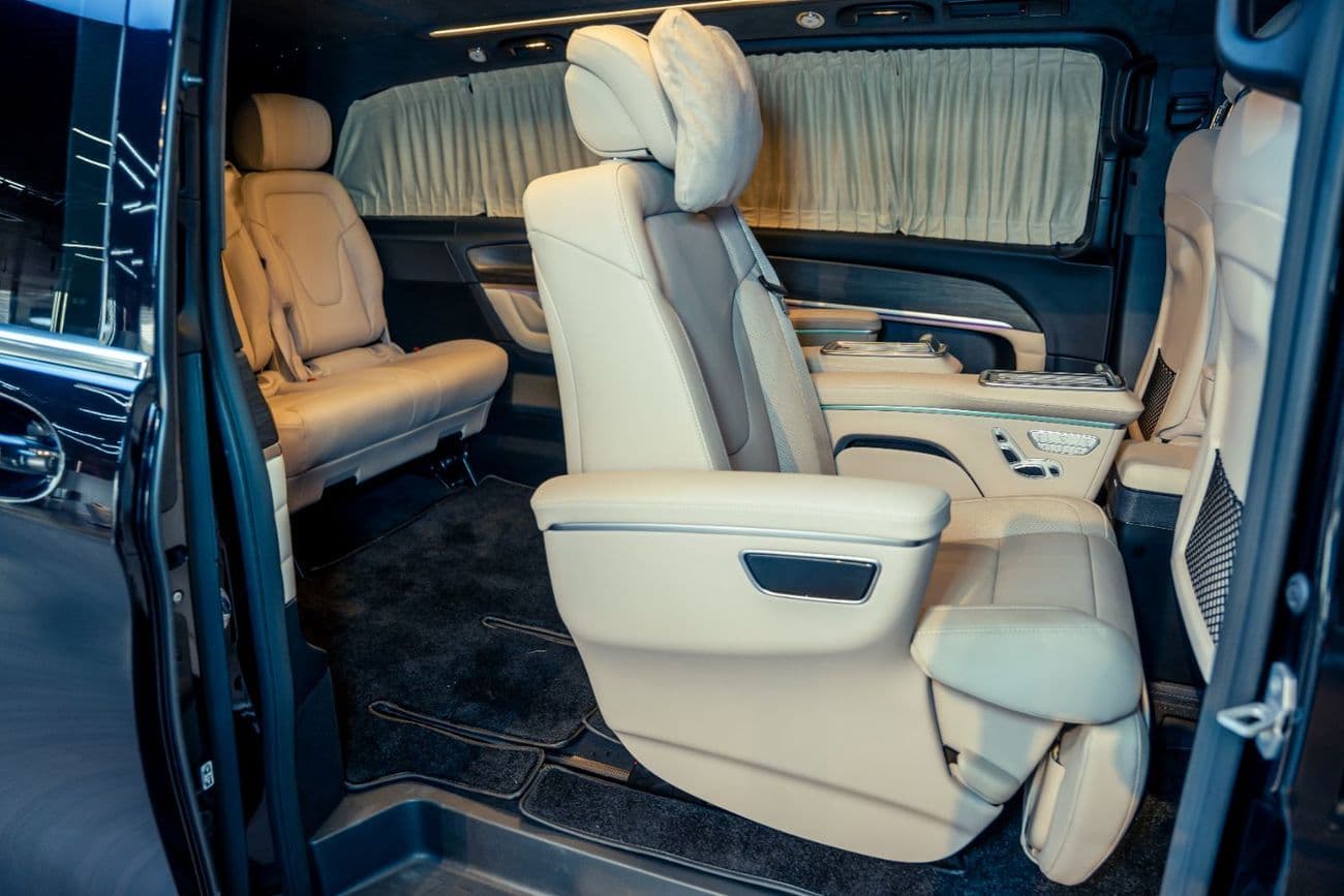 2026 Mercedes Benz V300 AVANTGARDE thumbnail 8