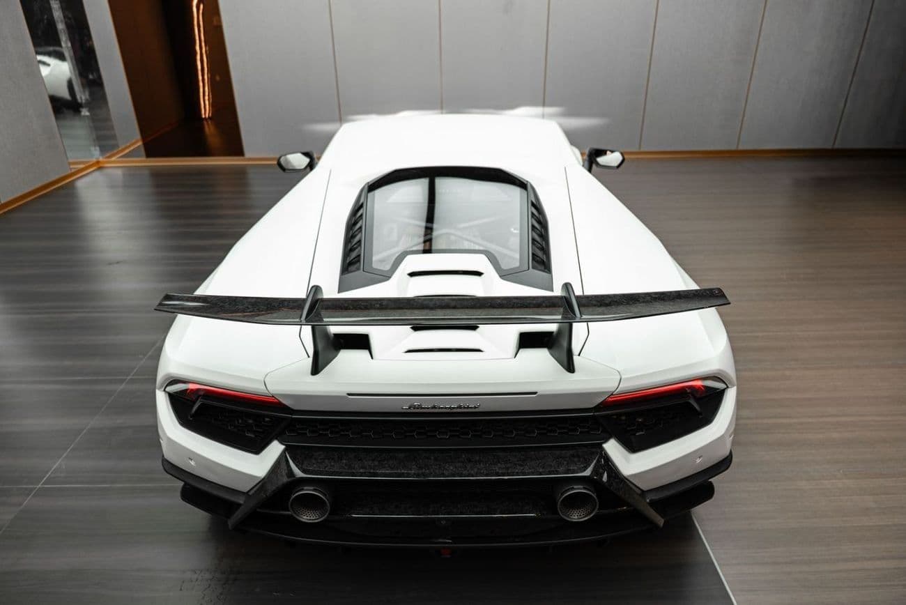 2018 Lamborghini Huracan PERFORMANTE thumbnail 4