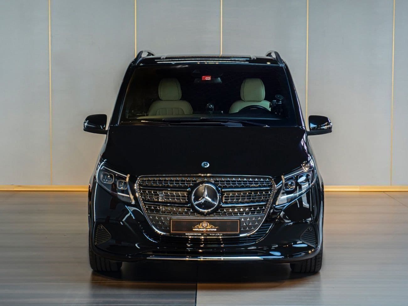 2026 Mercedes Benz V300 AVANTGARDE thumbnail 4