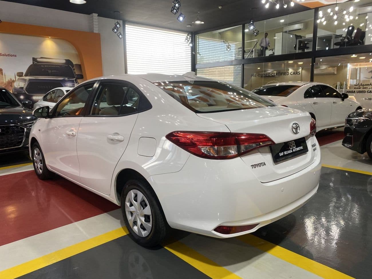 2021 Toyota Yaris E thumbnail 7