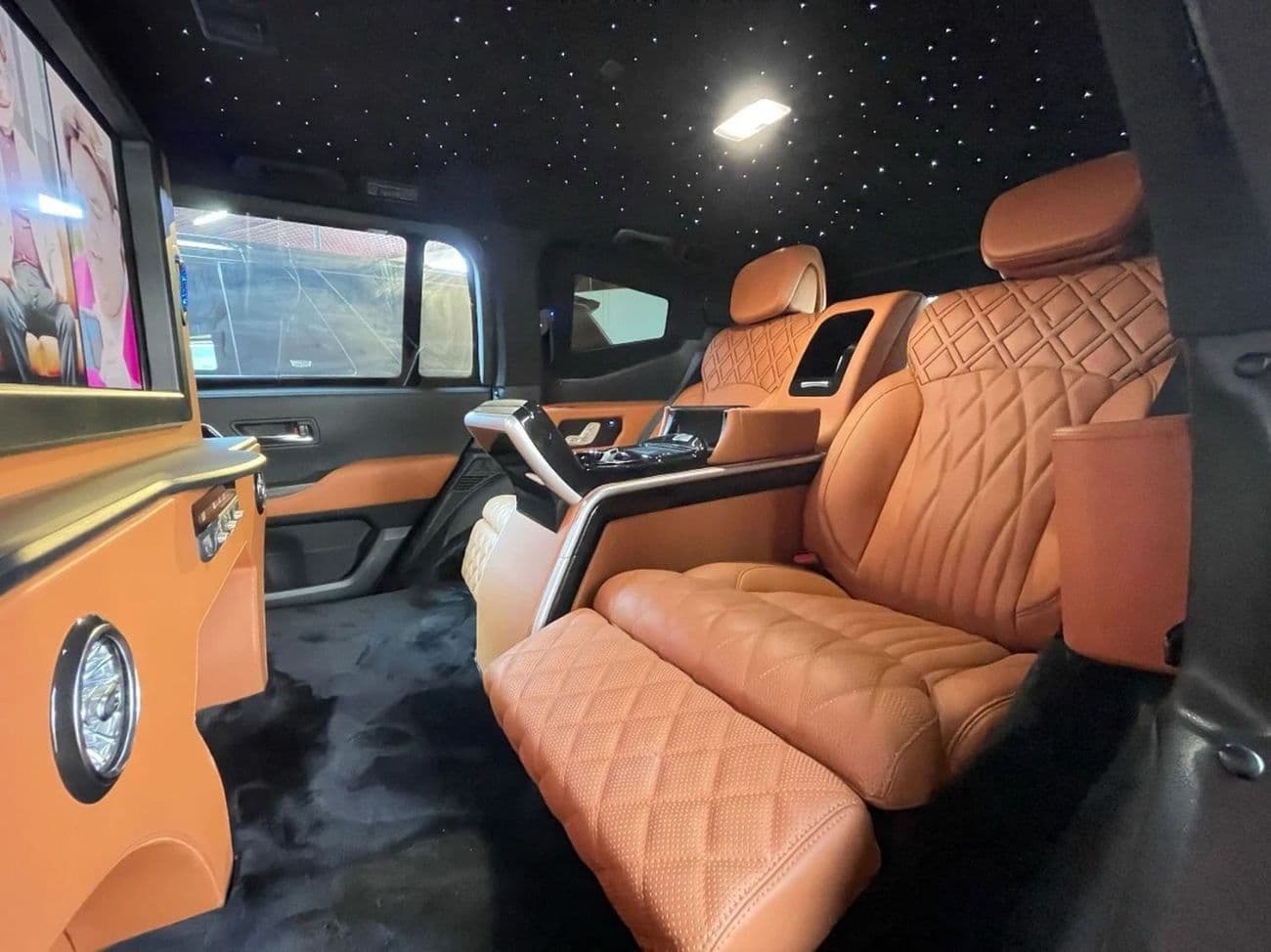2026 Toyota Land Cruiser Barugzai VIP