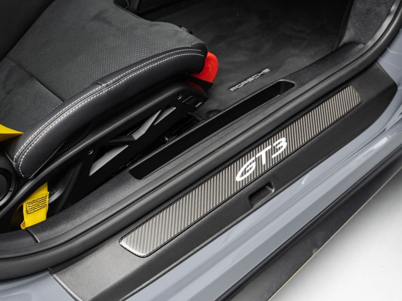 2026 Porsche 911 GT3 thumbnail 8