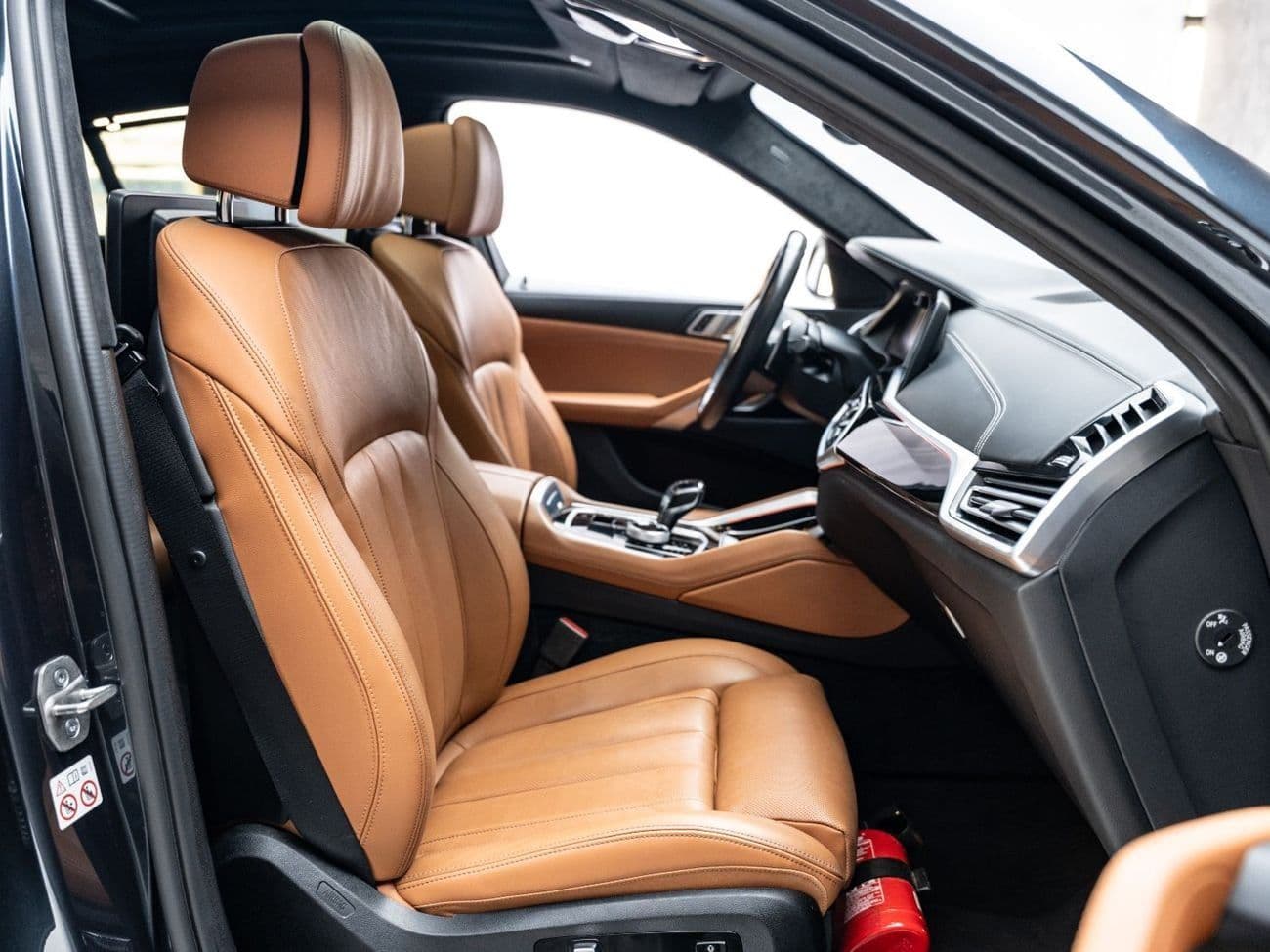 2022 BMW X6 M STANDARD thumbnail 8