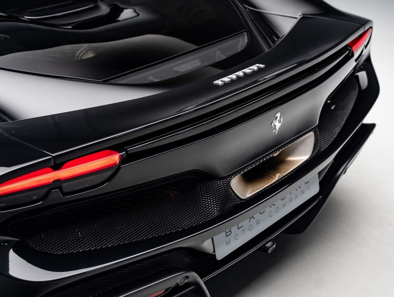 2023 Ferrari 296 GTB thumbnail 8