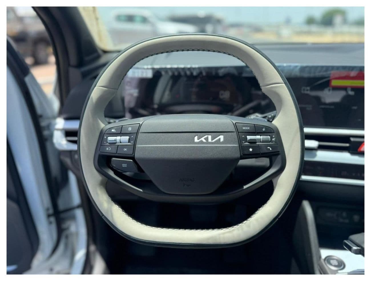2026 Kia Sportage X thumbnail 8