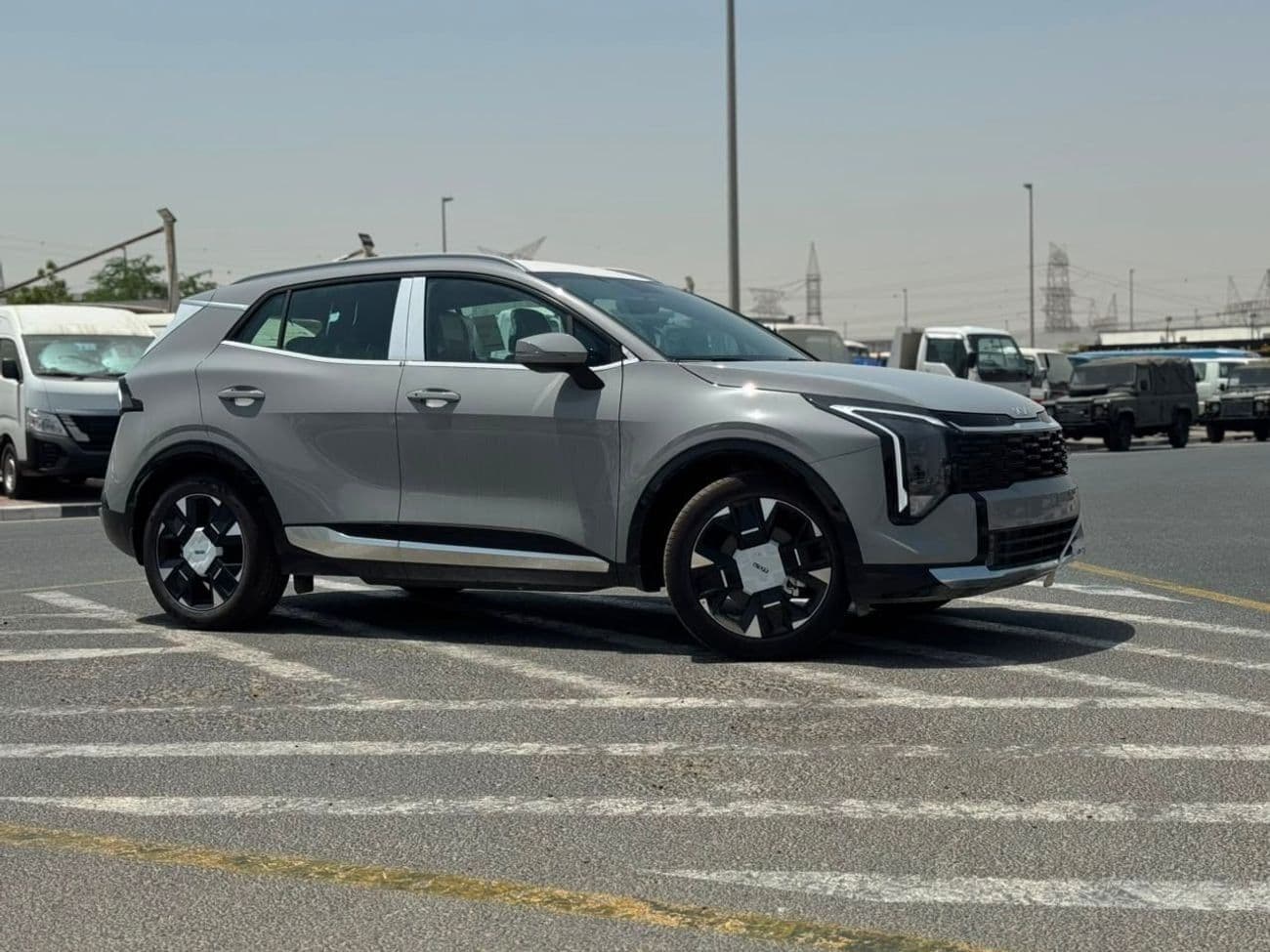 2026 Kia Sportage GCC thumbnail 3
