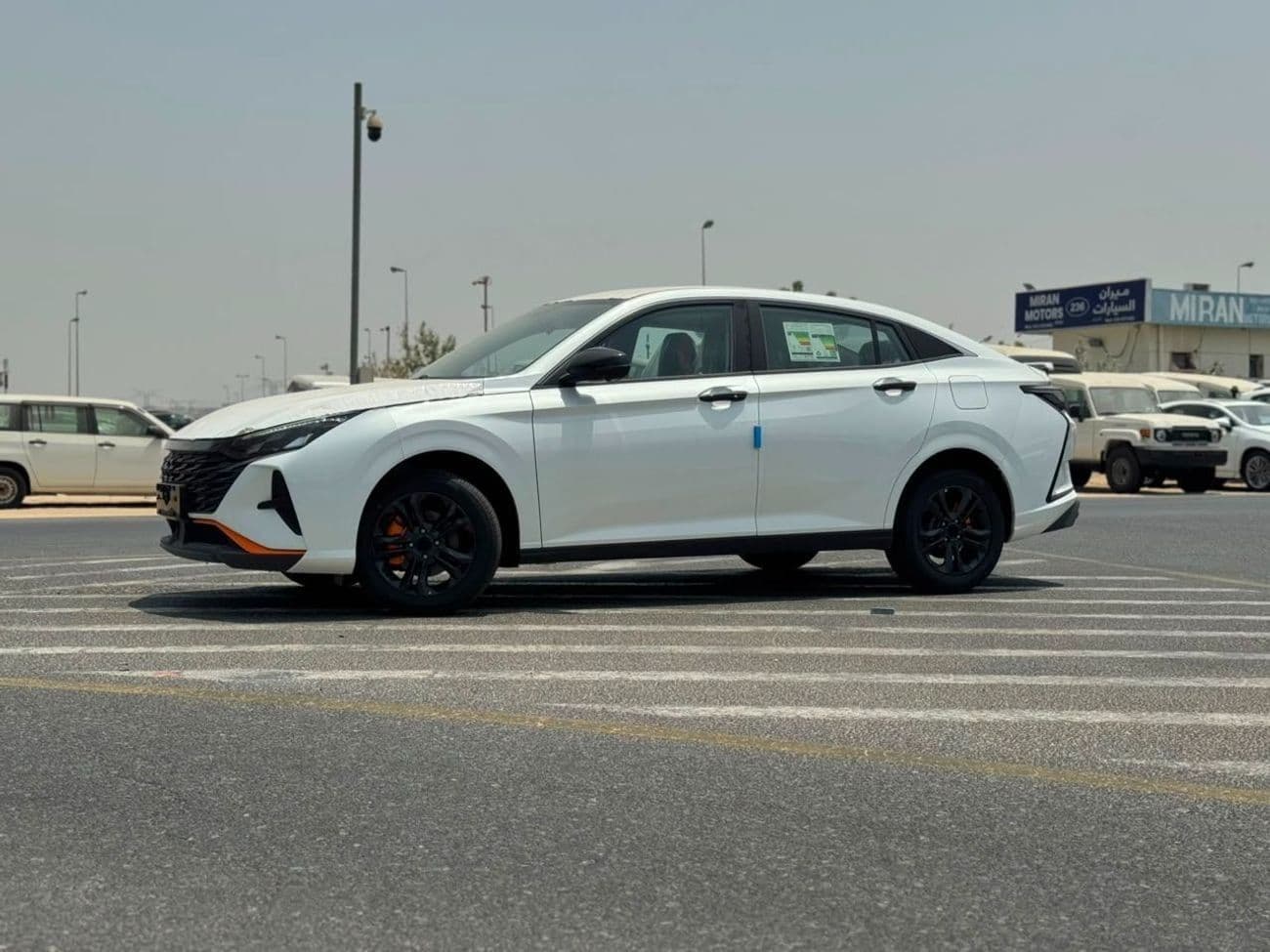 2026 Dongfeng Shine E2 thumbnail 2