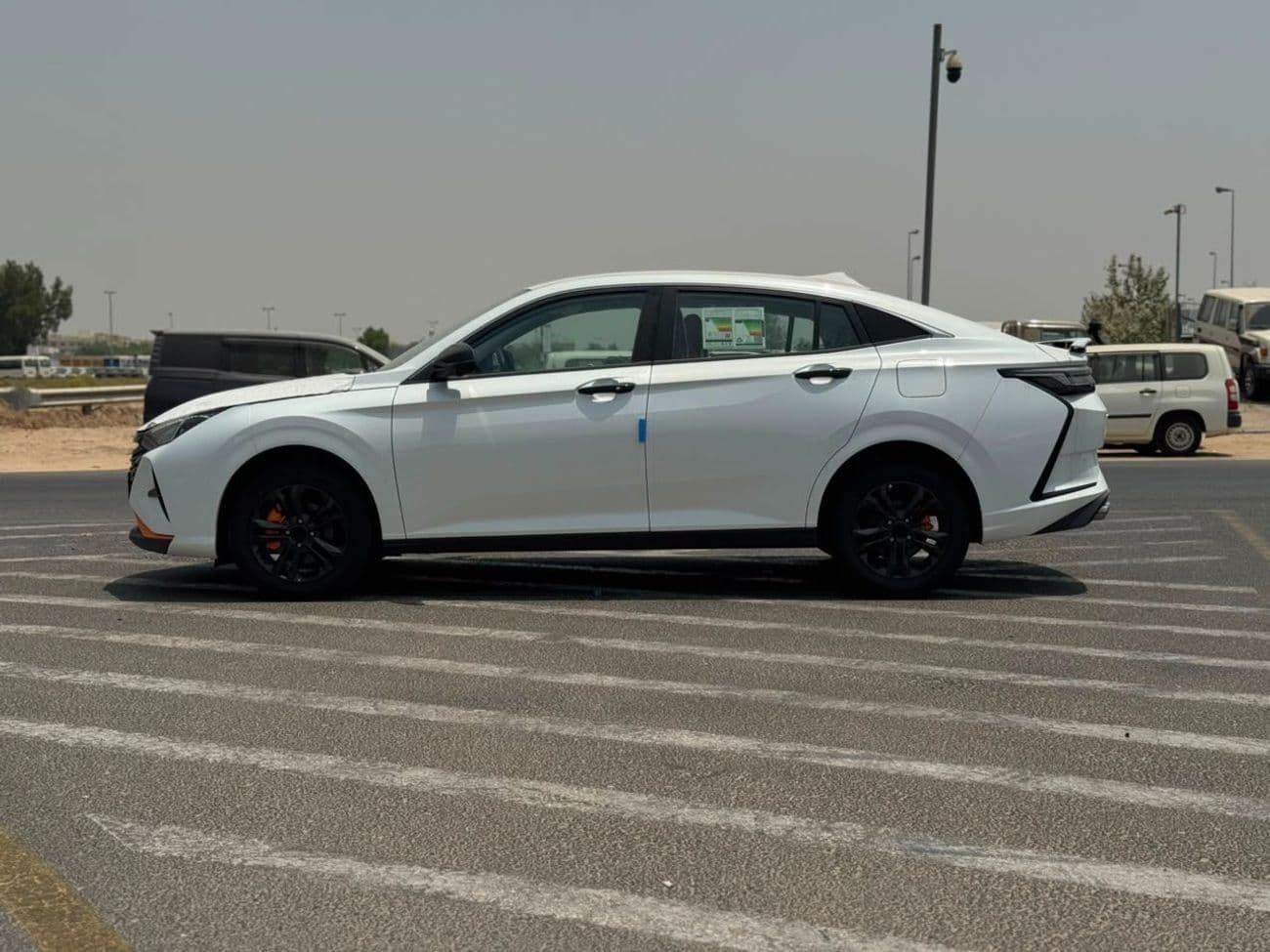 2026 Dongfeng Shine E2 thumbnail 4