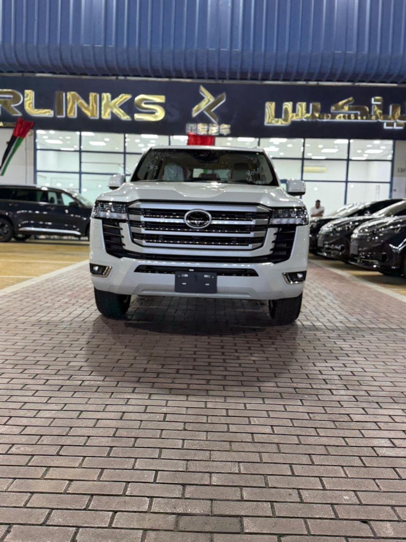 2026 Toyota Land Cruiser GXR thumbnail 3