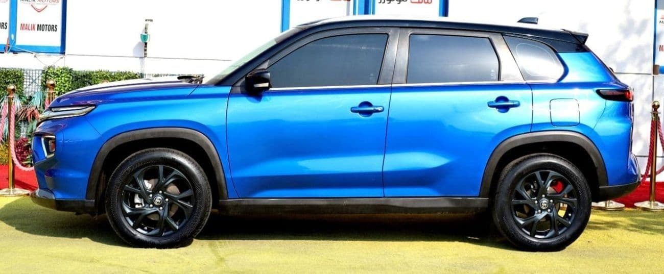 2024 Toyota Urban Cruiser GL thumbnail 4