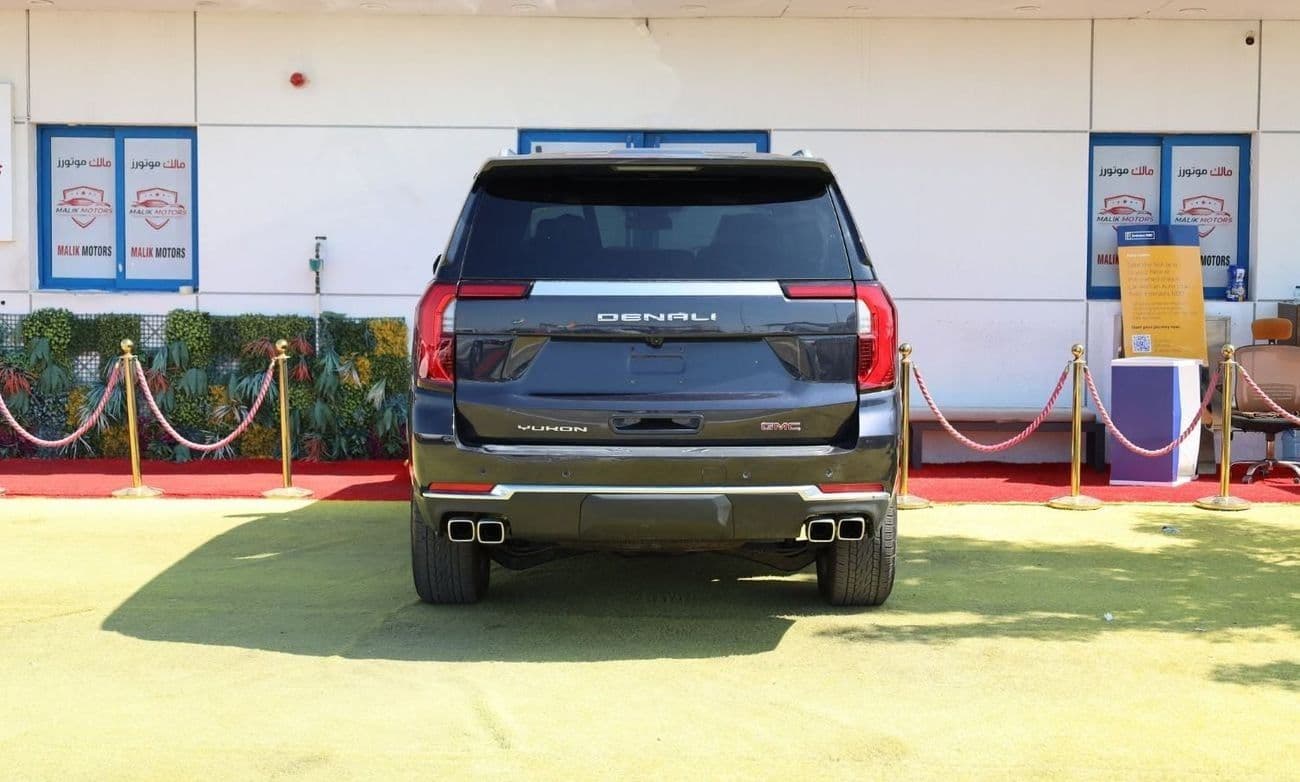 2025 GMC Yukon DENALI thumbnail 7