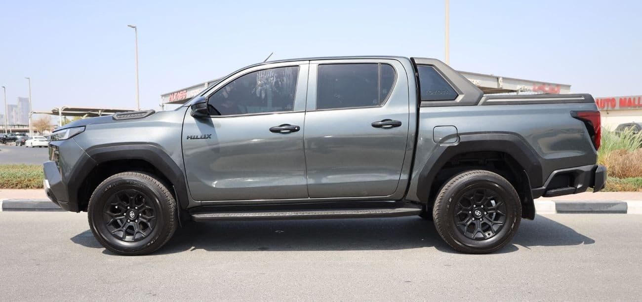 2020 Toyota Hilux ADVENTURE thumbnail 4