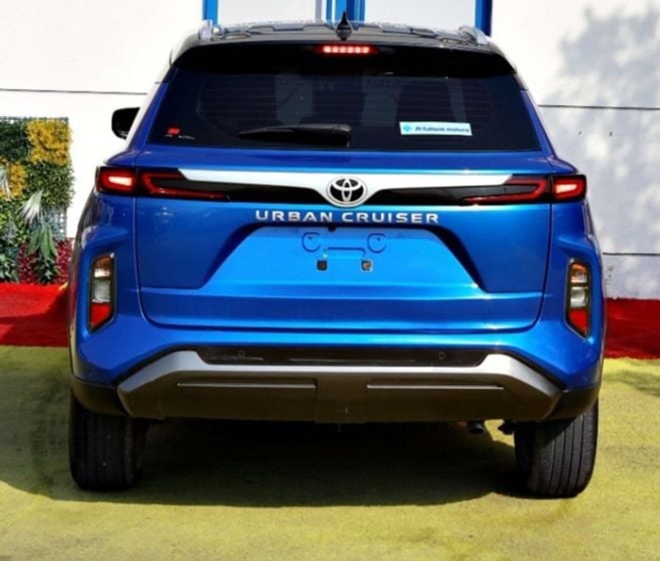 2024 Toyota Urban Cruiser GL thumbnail 6