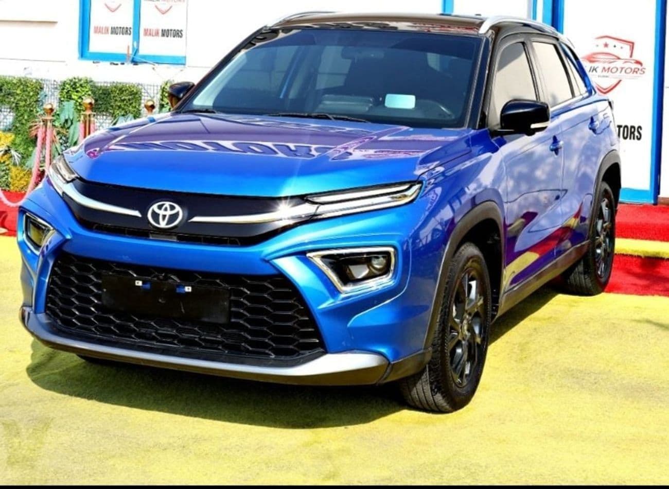 2024 Toyota Urban Cruiser GL thumbnail 2
