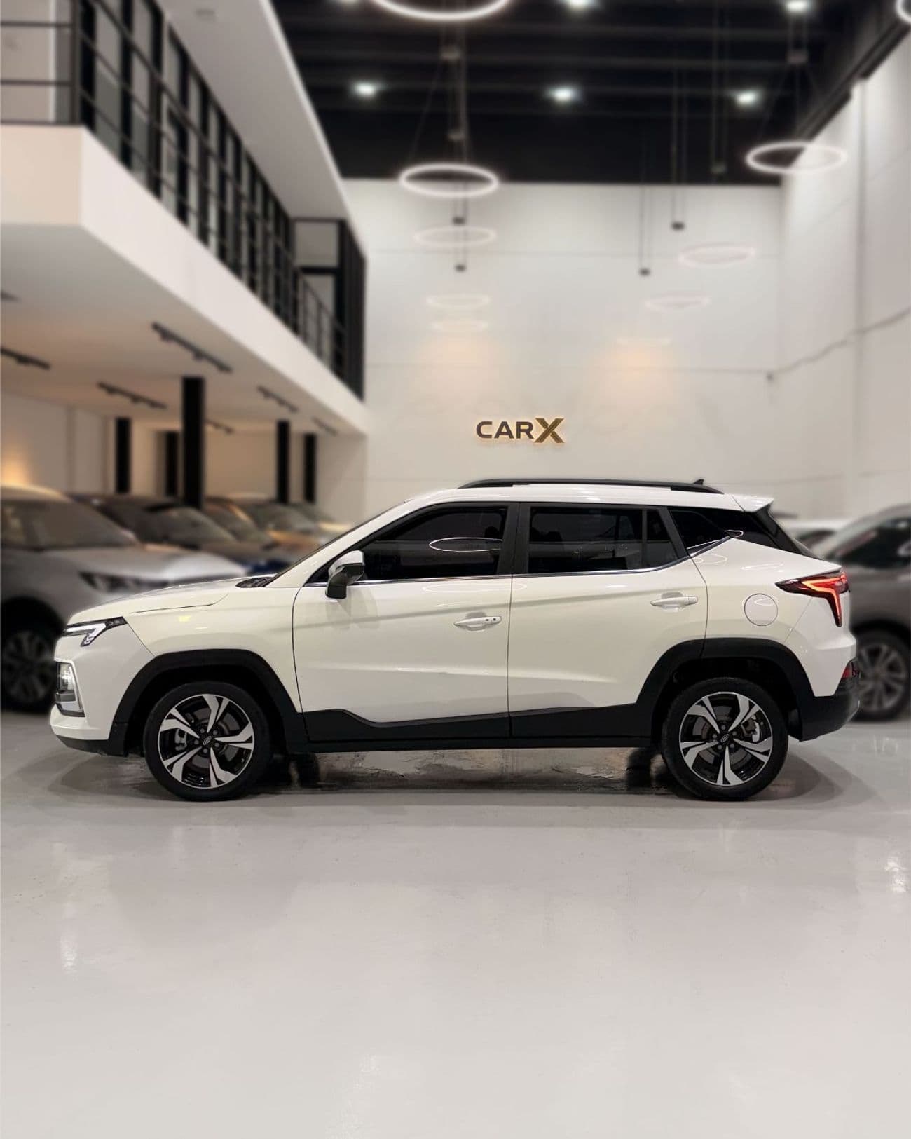 2023 JAC JS4 LUXURY thumbnail 7