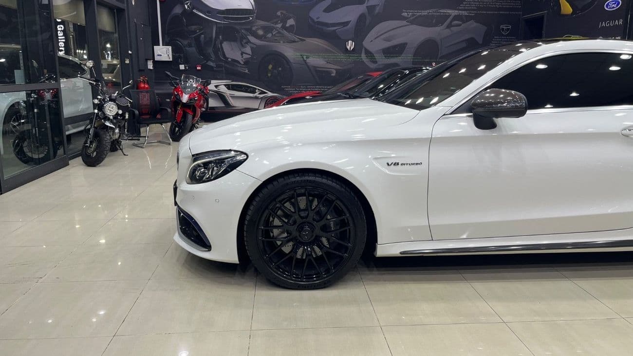 2018 Mercedes Benz C 63 Coupe thumbnail 6