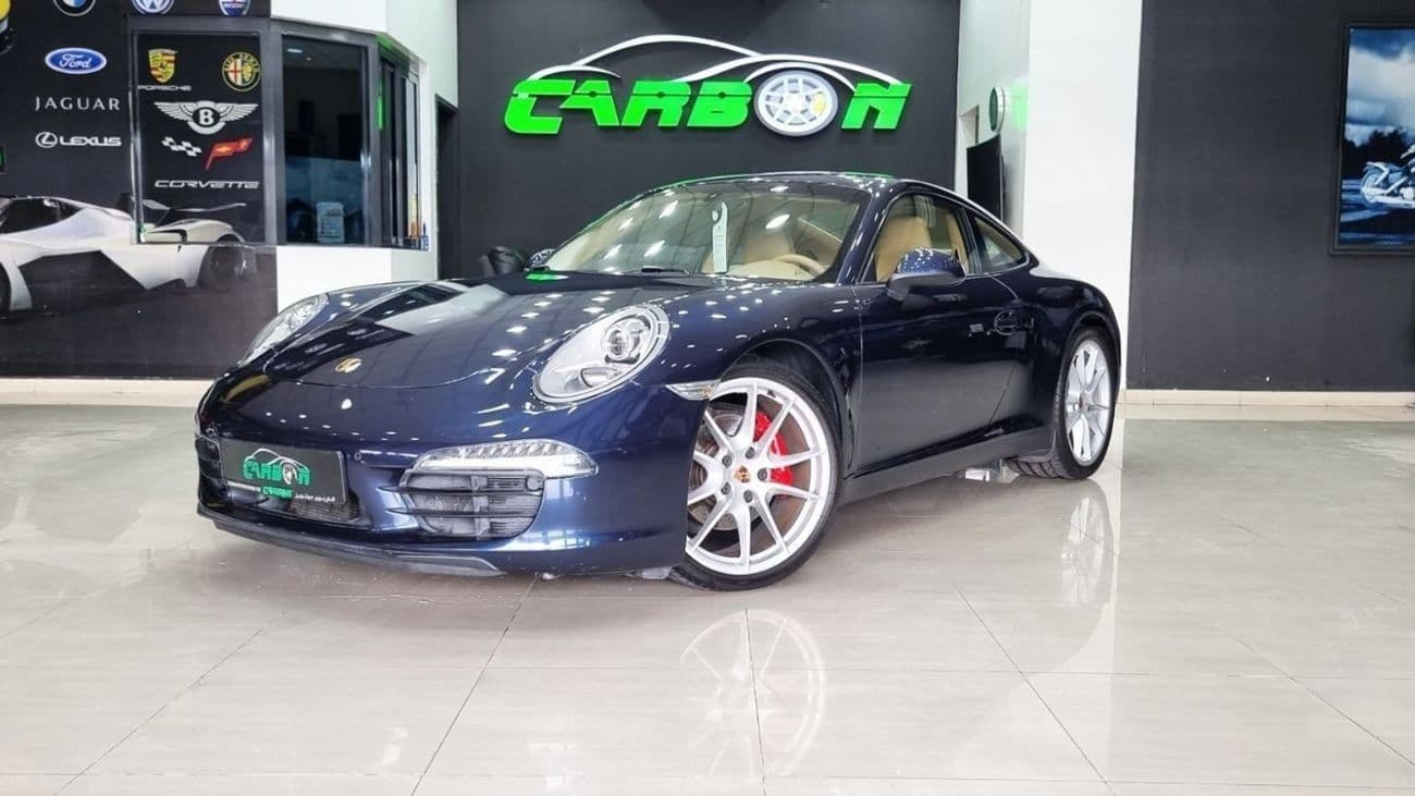 2013 Porsche 911 CARRERA