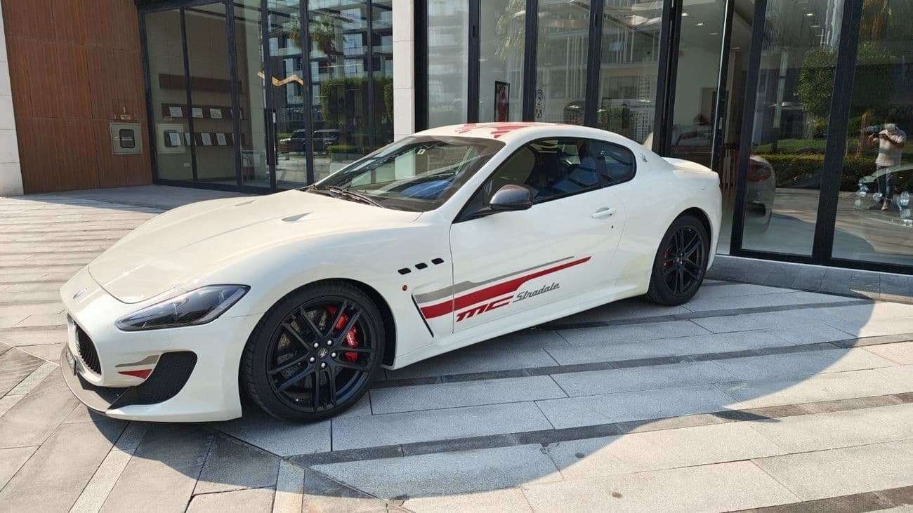 2012 Maserati Gran Turismo MC STRADALE thumbnail 3