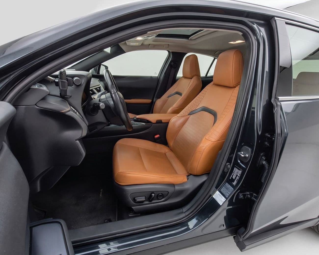 2020 Lexus UX200 PREMIER thumbnail 8