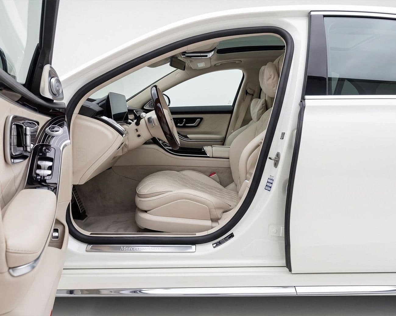 2022 Mercedes Benz S 580 4MATIC thumbnail 7
