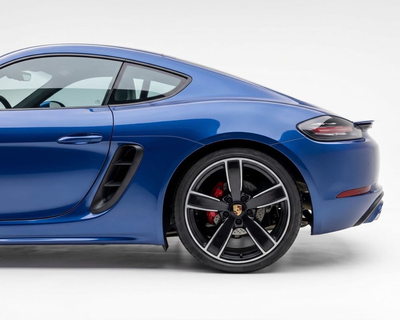 2020 Porsche 718 Cayman GTS thumbnail 6