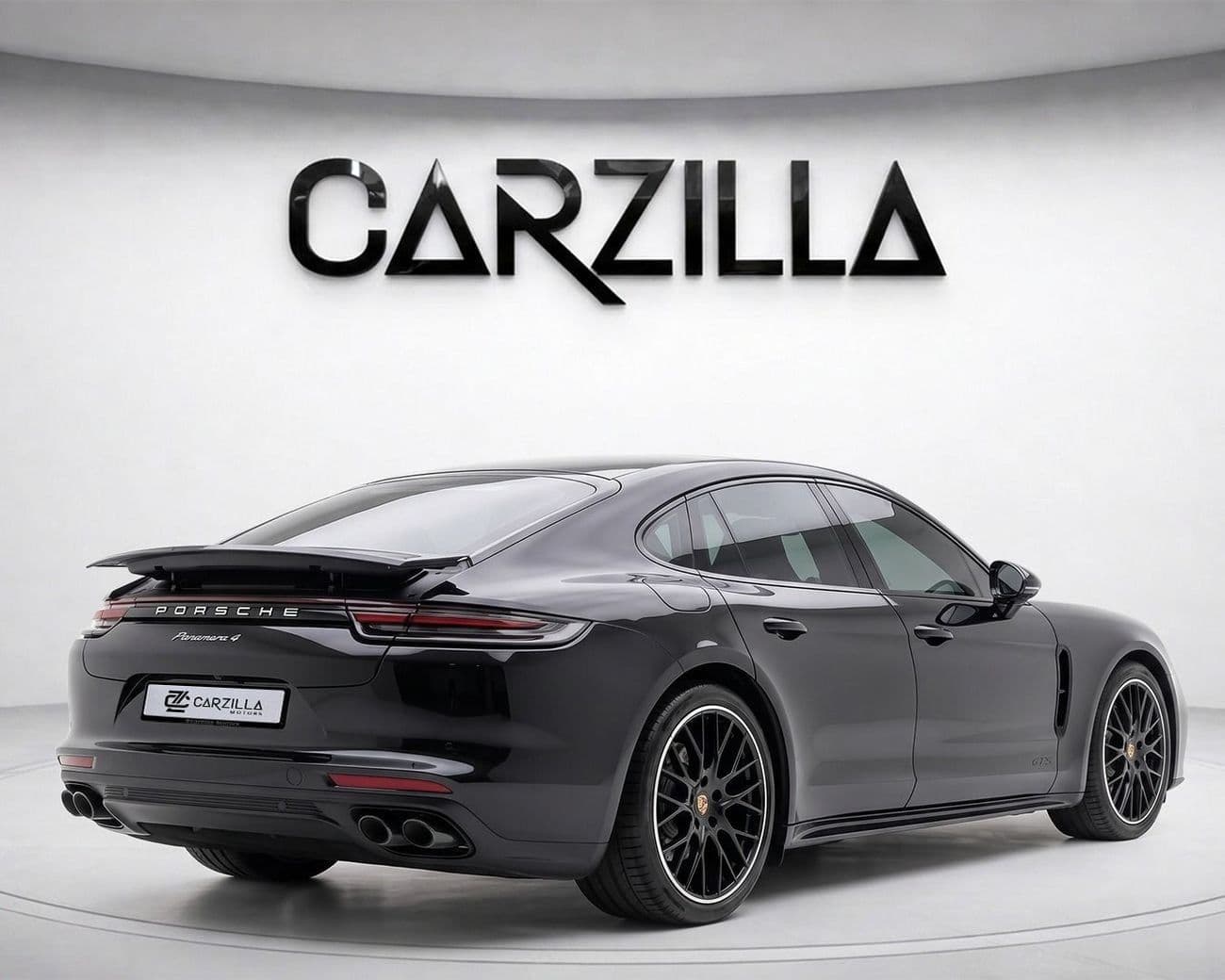 2019 Porsche Panamera 4 thumbnail 2